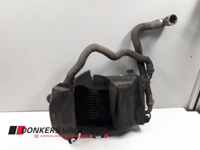 Usagé Radiateur Audi S6 (C6) 5.2 V10 40V Prix € 75,00 Règlement à la marge proposé par Donkers VAG Parts