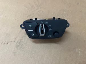Usagé Commutateur lumière Audi S5 (F53/F5P) 3.0 TFSI V6 24V Prix € 30,25 Prix TTC proposé par Autoparts Veghel
