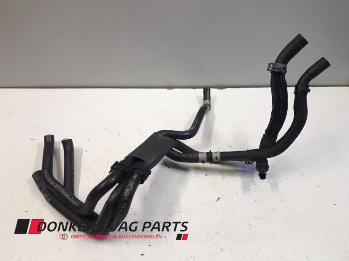 Usagé Conduit de carburant Audi A4 Prix € 30,00 Règlement à la marge proposé par Donkers VAG Parts