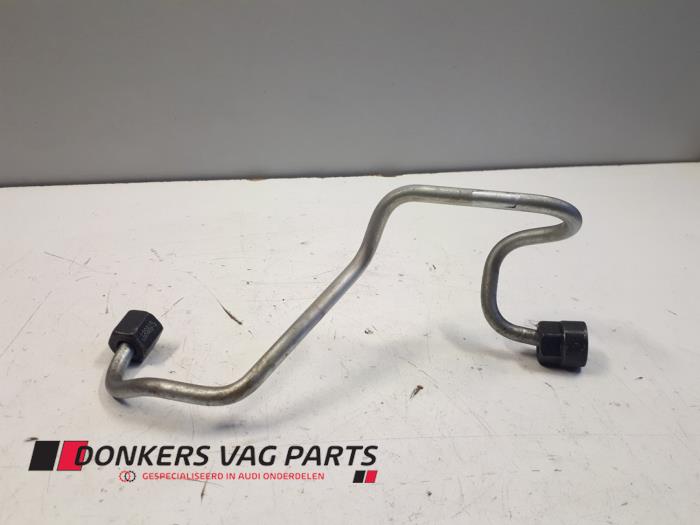 Usagé Conduit de carburant Audi A6 Prix € 15,00 Règlement à la marge proposé par Donkers VAG Parts
