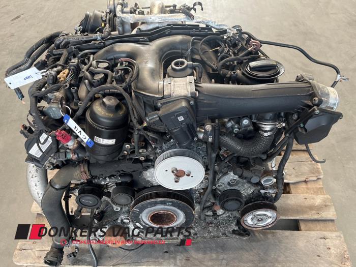 Used Engine Audi A6 Avant (C7) 3.0 TDI V6 24V biturbo Quattro Price € 1.000,00 Margin scheme offered by Donkers VAG Parts