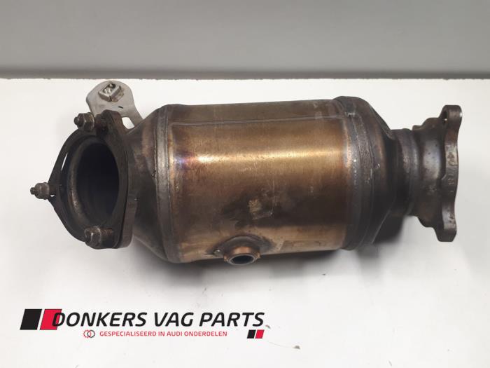 Używane Katalizator Audi A4 (B9) Cena € 907,50 Procedura marży oferowane przez Donkers VAG Parts