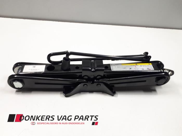 Używane Dzwignik Audi S5 (F53/F5P) 3.0 TFSI V6 24V Cena € 50,00 Z VAT oferowane przez Donkers VAG Parts