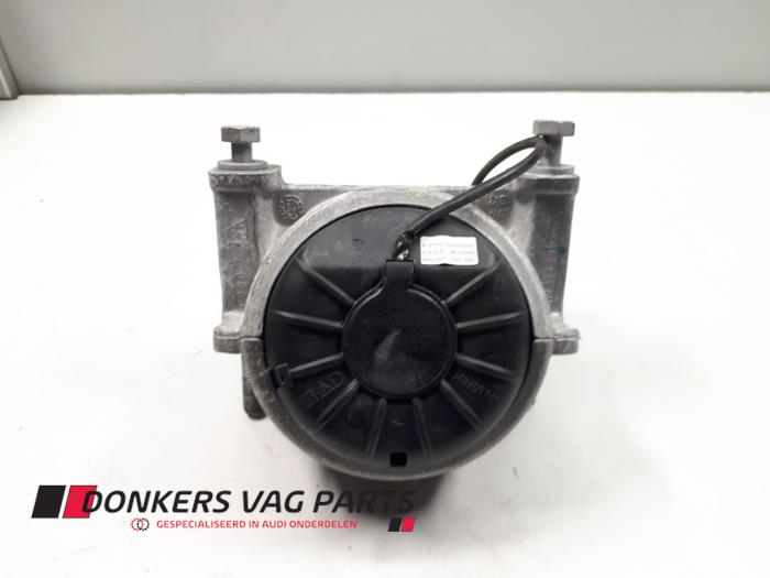Usagé Support moteur Audi A6 (C7) 2.0 TDI 16V Prix € 60,50 Prix TTC proposé par Donkers VAG Parts