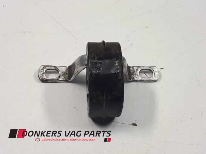 Muffler mount bracket