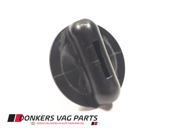 Gebrauchte Sonstige Audi Diverse Preis € 5,00 Margenregelung angeboten von Donkers VAG Parts