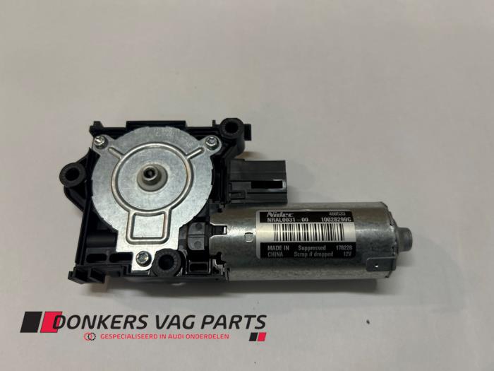 Używane Silnik szyberdachu Audi S5 (F53/F5P) 3.0 TFSI V6 24V Cena € 25,00 Z VAT oferowane przez Donkers VAG Parts