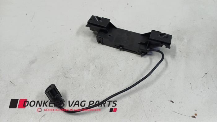 Begagnade Larmsensor Audi A6 (C6) 2.0 T FSI 16V Pris € 35,00 Marginaltabell erbjuds av Donkers VAG Parts