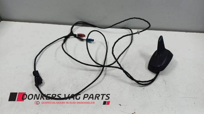 Używane Antena GPS Audi A6 (C6) 2.0 T FSI 16V Cena € 35,00 Procedura marży oferowane przez Donkers VAG Parts
