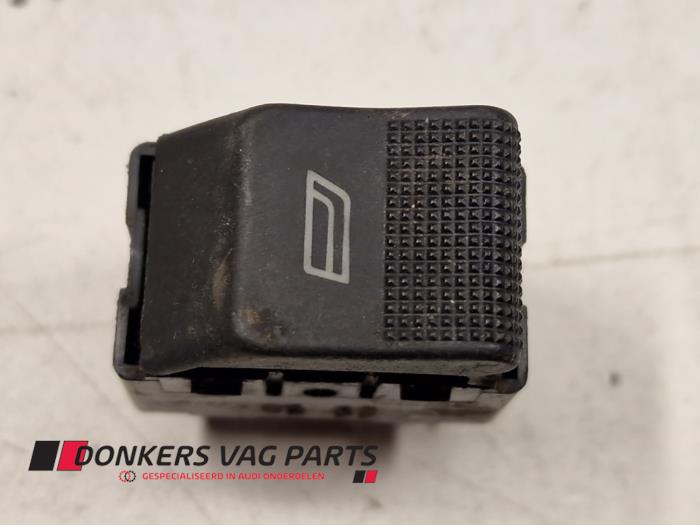 Usados Interruptor de ventanilla eléctrica Audi Diversos Precio € 8,00 Norma de margen ofrecido por Donkers VAG Parts