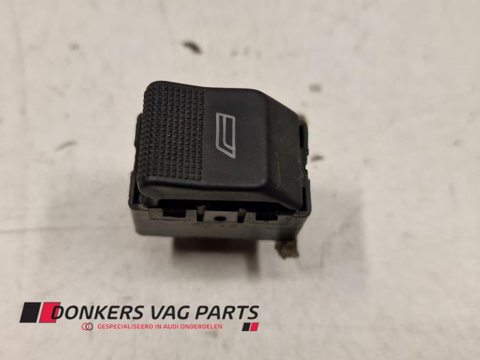 Usados Interruptor de ventanilla eléctrica Audi Diversos Precio € 8,00 Norma de margen ofrecido por Donkers VAG Parts