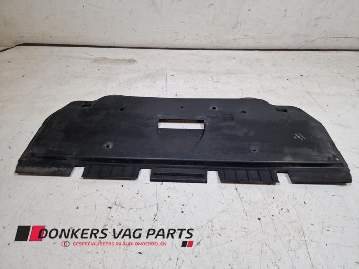 Begagnade Hasplåt Audi A6 Avant (C6) Pris € 45,00 Marginaltabell erbjuds av Donkers VAG Parts