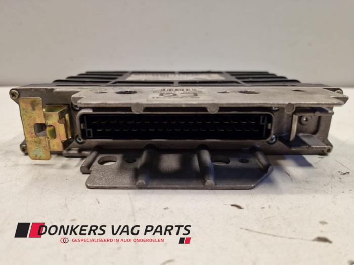 Automatic gearbox computer from a Audi Coupé (B3) 2.8 E