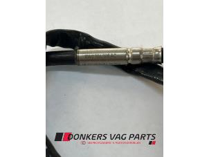 Sensor température d’échappement d'un Audi A4 (B9) 3.0 45 TDI V6 24V Quattro 2020