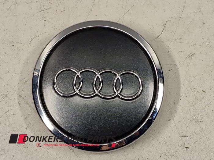 Używane Kolpak Audi Rózne Cena € 10,00 Procedura marży oferowane przez Donkers VAG Parts