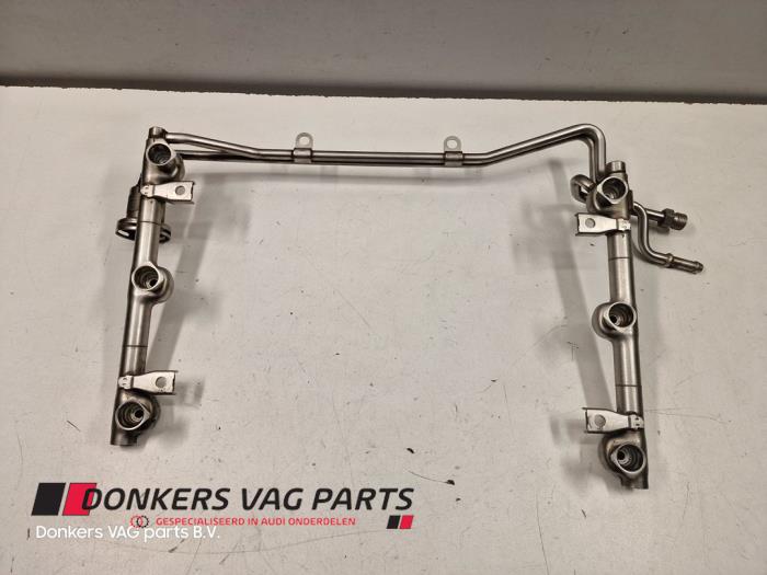 Usagé Système d'injection Audi A4 (B6) 3.0 V6 30V Quattro Prix € 75,00 Règlement à la marge proposé par Donkers VAG Parts