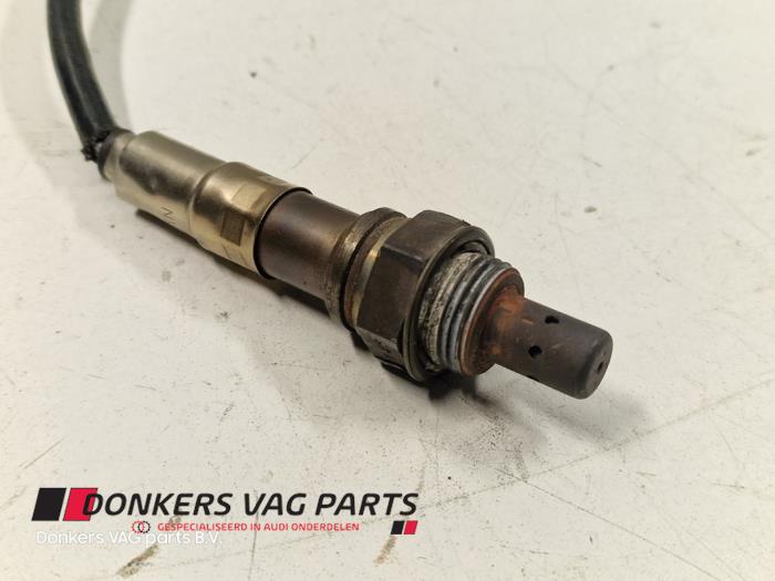 Sonde lambda d'un Audi A4 (B7) 3.2 FSI V6 24V 2005