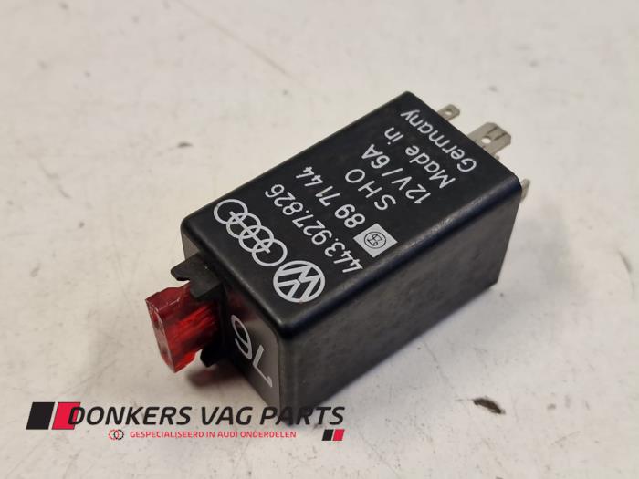 Używane Przekaznik Audi Coupé Quattro (B2) Cena € 75,00 Procedura marży oferowane przez Donkers VAG Parts