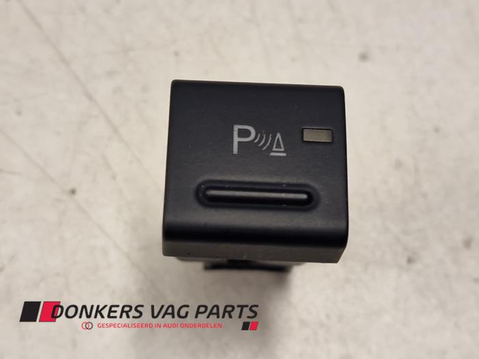 Usados Interruptor PDC Audi A4 Avant (B6) Precio € 10,00 Norma de margen ofrecido por Donkers VAG Parts