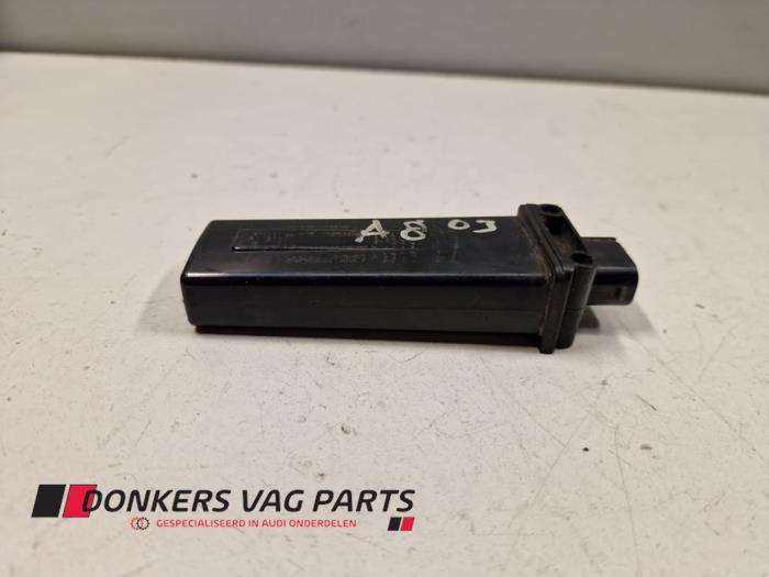 Däcktryckssensor från en Audi A8 (D3)  2002