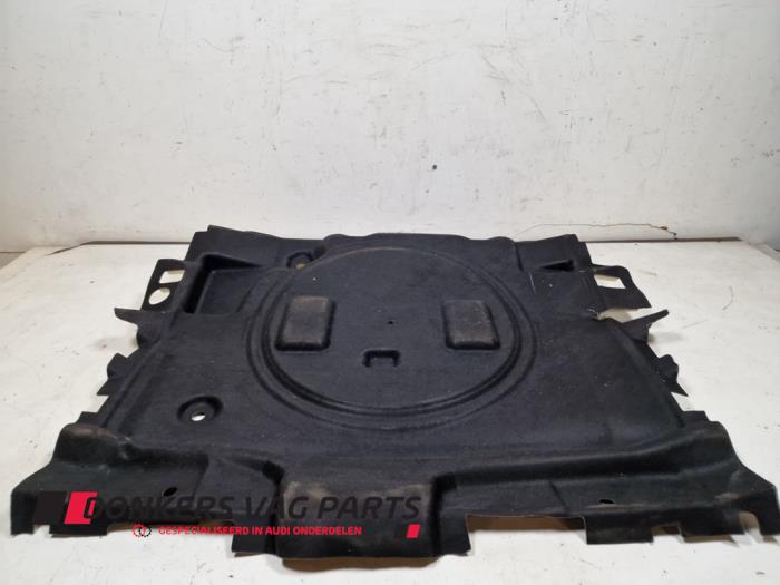 Begagnade Diverse Audi e-tron (GEN) 55 quattro Pris € 54,45 Inklusive moms erbjuds av Donkers VAG Parts