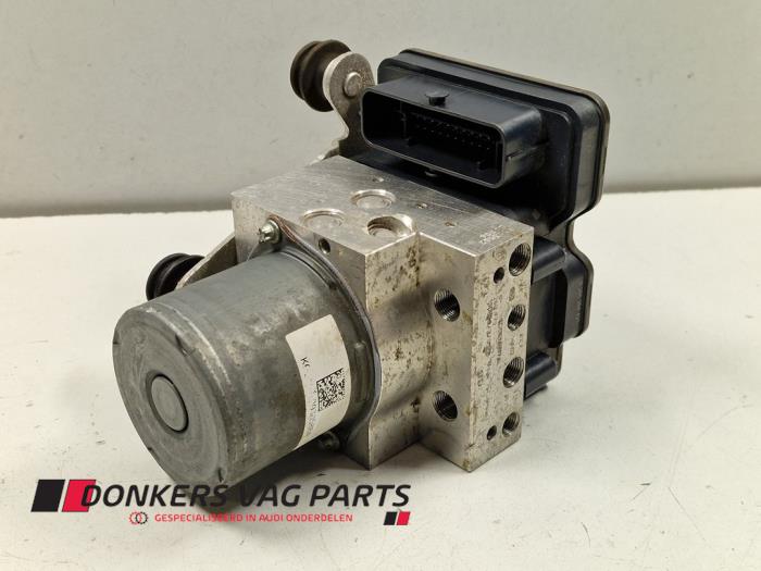 Usagé Bloc ABS Audi A6 (C7) 3.0 V6 24V TFSI Quattro Prix € 275,00 Prix TTC proposé par Donkers VAG Parts