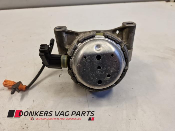 Used Engine mount Audi A6 (C7) 3.0 V6 24V TFSI Quattro Price € 75,00 Inclusive VAT offered by Donkers VAG Parts