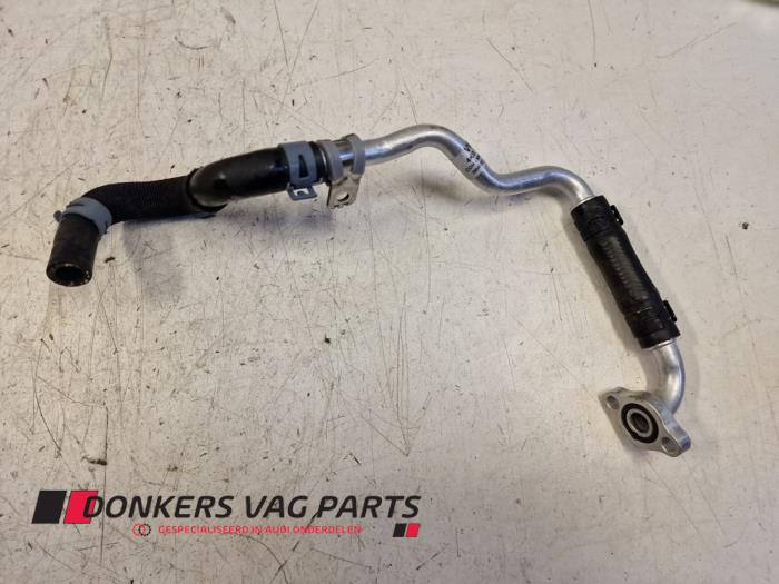 Begagnade Vattenrör Audi RS7 Sportback (4KA) 4.0 V8 TFSI Mild Hybrid 32V Pris € 36,30 Inklusive moms erbjuds av Donkers VAG Parts
