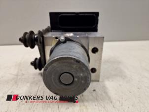 ABS Pumpe van een Audi A5 Sportback (8TA) 2.0 TDI 16V Quattro 2016