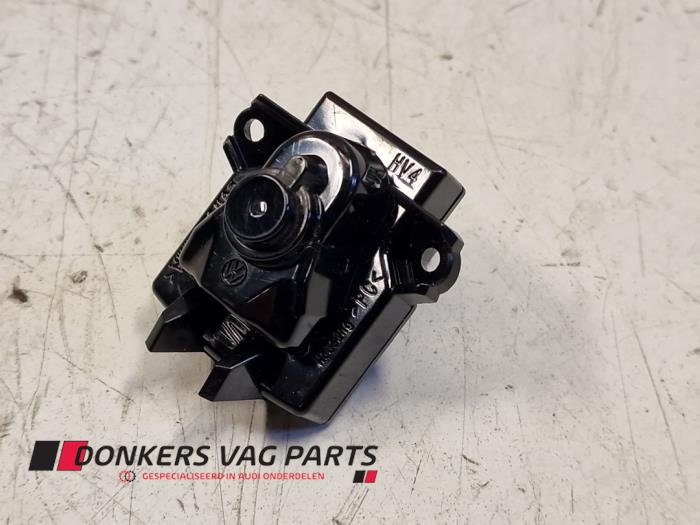 Begagnade Innerbelysning Volkswagen ID.3 (E11/E12) Pris € 20,00 Marginaltabell erbjuds av Donkers VAG Parts