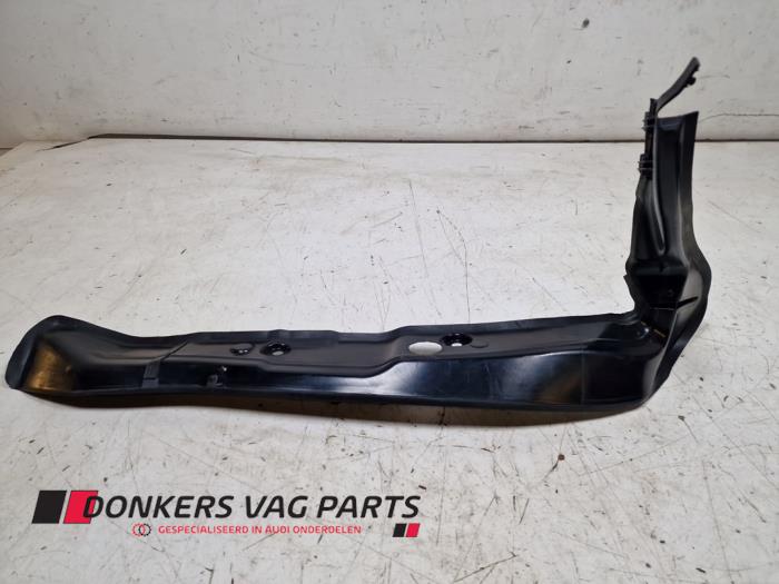 Fender end cap – 4G8821111
