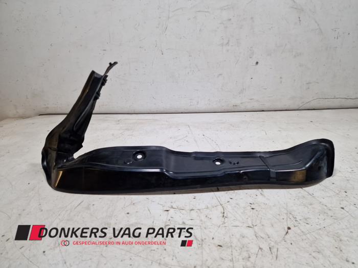Fender end cap