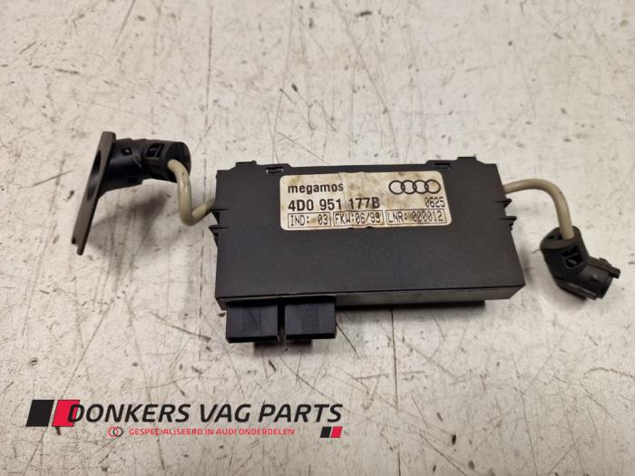 Begagnade Larmsensor Audi A8 (D2) Pris € 10,00 Marginaltabell erbjuds av Donkers VAG Parts