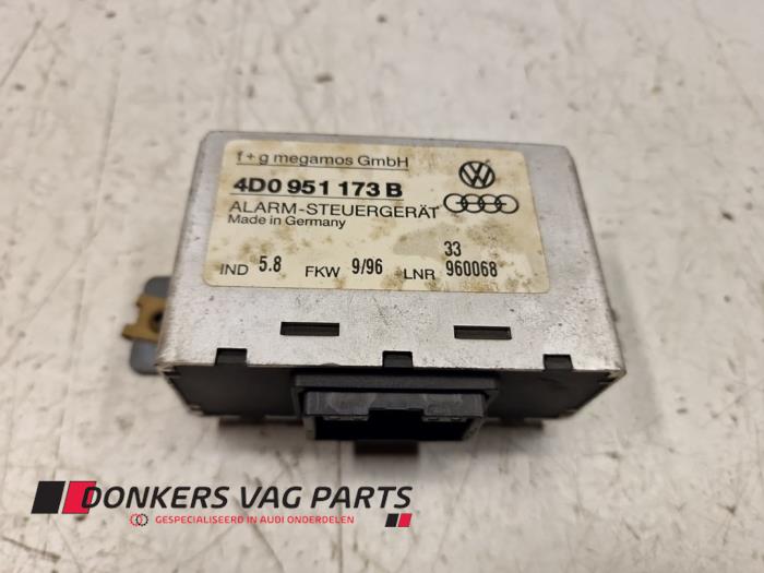Begagnade Larmsensor Audi A8 (D2) Pris € 10,00 Marginaltabell erbjuds av Donkers VAG Parts