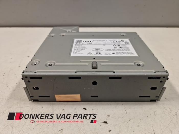 Neue Central electronic Modul Audi A3 Sportback (8YA) Preis € 302,50 Mit Mehrwertsteuer angeboten von Donkers VAG Parts