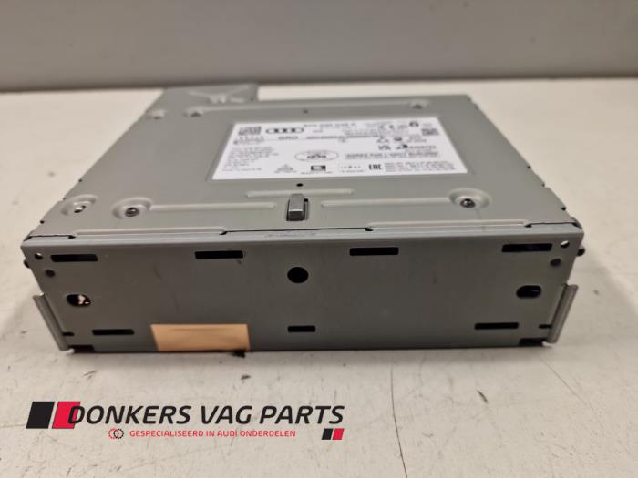 Neue Central electronic Modul Audi A3 Sportback (8YA) Preis € 302,50 Mit Mehrwertsteuer angeboten von Donkers VAG Parts