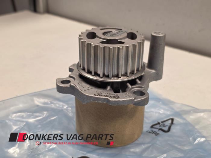 Nowe Pompa wodna Audi TT Cena € 42,99 Z VAT oferowane przez Donkers VAG Parts