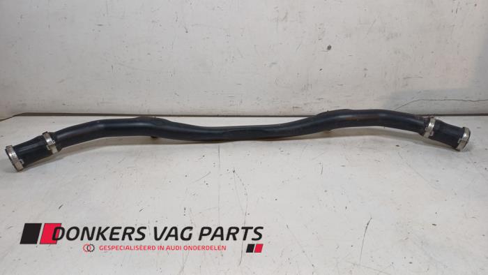 Gebrauchte Intercooler Rohr Audi Q8 (4MN) 3.0 V6 24V 60 TFSI e Hybrid Quattro Preis € 48,40 Mit Mehrwertsteuer angeboten von Donkers VAG Parts