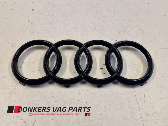 Używane Emblemat Audi Rózne Cena € 20,00 Procedura marży oferowane przez Donkers VAG Parts