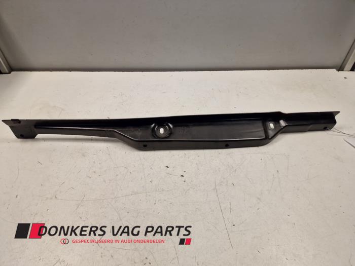 Begagnade Diverse Audi A4 Cabrio (B7) Pris € 10,00 Marginaltabell erbjuds av Donkers VAG Parts