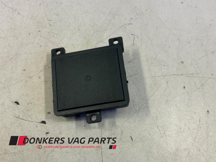 Begagnade Farthållarsensor Audi A3 Sportback (8YA) 1.4 40 TFSIe 16V Pris € 242,00 Inklusive moms erbjuds av Donkers VAG Parts