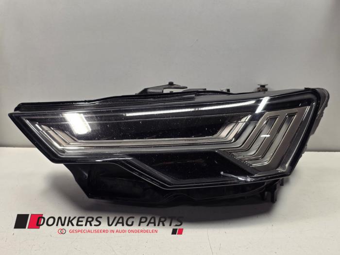 Używane Reflektor lewy Audi S6 Avant (C8) 3.0 TDI V6 24V Mild hybrid Cena € 350,00 Procedura marży oferowane przez Donkers VAG Parts