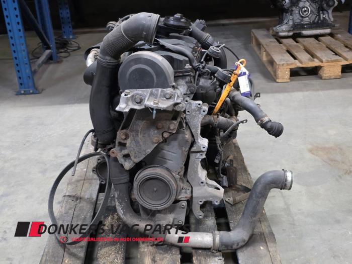 Used Engine Volkswagen Sharan (7M8/M9/M6) 1.9 TDI 130 Price € 750,00 Margin scheme offered by Donkers VAG Parts