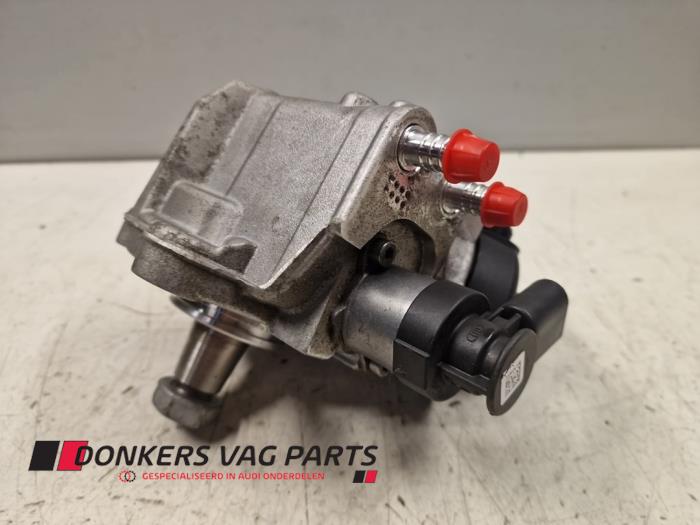Begagnade Högtryckspump Audi A5 (8T3) 2.0 TDI 16V Pris € 125,00 Marginaltabell erbjuds av Donkers VAG Parts