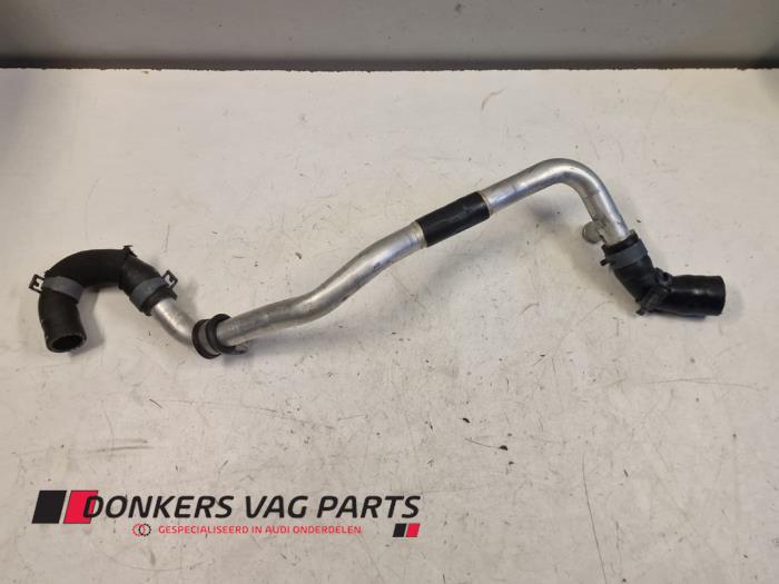 Begagnade Vattenrör Audi S8 (D4) 4.0 V8 TFSI 32V Pris € 20,00 Marginaltabell erbjuds av Donkers VAG Parts