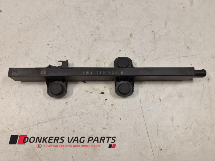 Keyless system antenna