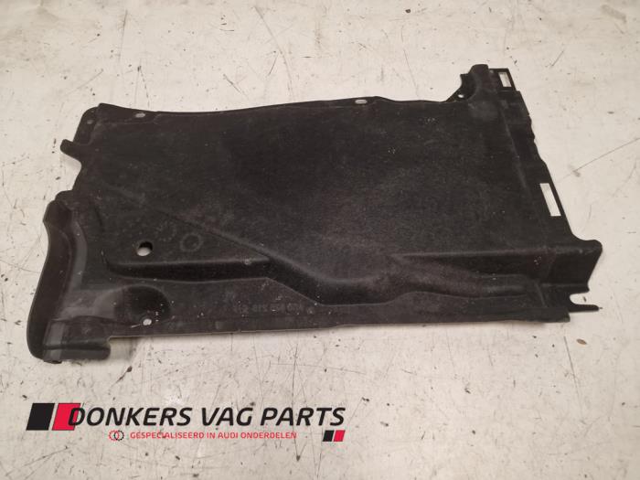Begagnade Hasplåt Audi A6 (C7) 2.0 TDI 16V Pris € 20,00 Inklusive moms erbjuds av Donkers VAG Parts
