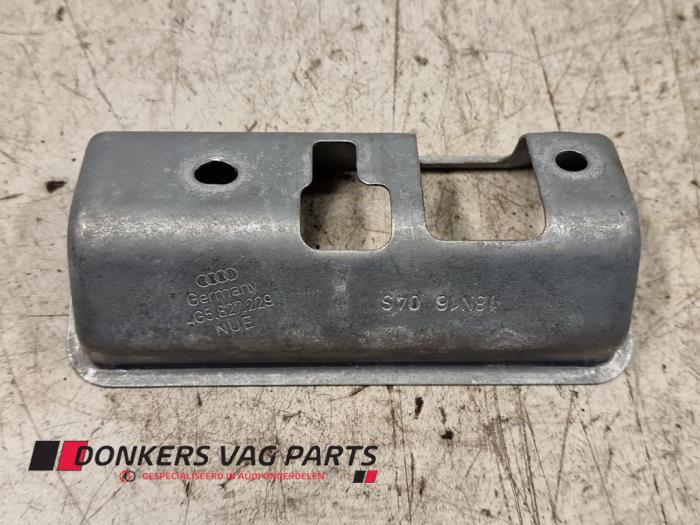 Usagé Divers Audi A6 (C7) 2.0 TDI 16V Prix € 2,00 Prix TTC proposé par Donkers VAG Parts