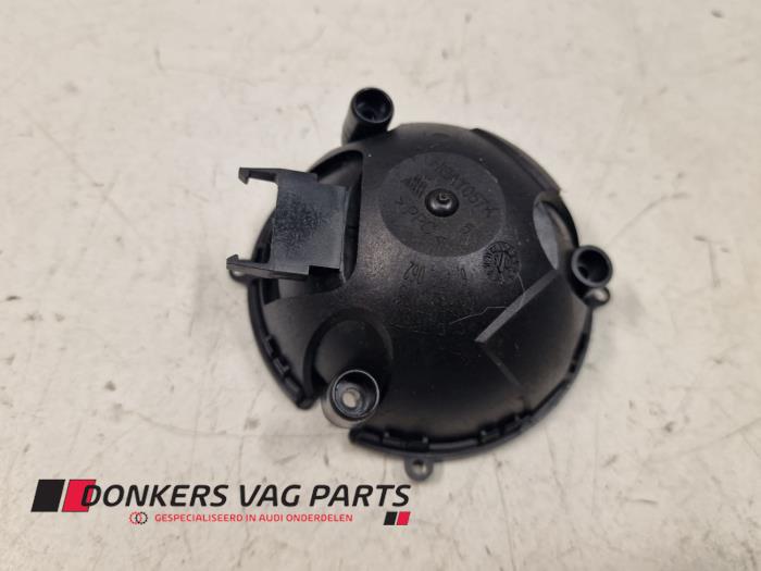 Używane Silnik lusterka lewego Audi A4 Avant (B7) Cena € 20,00 Procedura marży oferowane przez Donkers VAG Parts