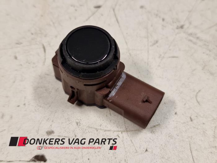 Usados Sensor PDC Audi RS 3 Sportback (8YA) 2.5 TFSI 20V Quattro Precio € 35,00 Norma de margen ofrecido por Donkers VAG Parts